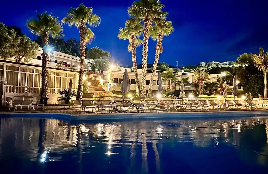 Hotel Diamond Residence-1